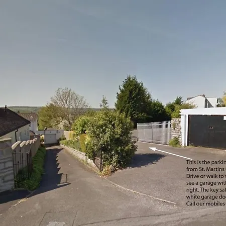 Self-catering Studio, Kitchen, Parking Bristol